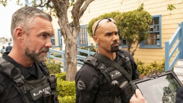 "Wild Ones" - The SWAT team pursues a couple reminiscent of Bonnie and Clyde, when the duo goes on the run and on the hunt for a set of rare chest pieces worth millions. Also, Hondo and Darryl are surprised when Darryl's ex-girlfriend visits with his young son, and Luca confronts his fear of failing his requalification to return to the field as he helps Kelly, his mentee, on S.W.A.T., Wednesday, April 29 (10:00-11:00 PM, ET/PT) on the CBS Television Network. Series star Kenny Johnson's daughter, Angelica Scarlet Johnson, returns as Kelly, Luca's mentee. Pictured (L-R): Jay Harrington as David "Deacon" Kay and Shemar Moore as Daniel "Hondo" Harrelson. Photo: Fred Greissing/CBS ©2020 CBS Broadcasting, Inc. All Rights Reserved.