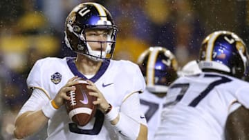 BATON ROUGE, LA - OCTOBER 20: Joe Burrow #9 of the LSU Tigers throws the ball during the first half against the Mississippi State Bulldogs at Tiger Stadium on October 20, 2018 in Baton Rouge, Louisiana. (Photo by Jonathan Bachman/Getty Images)