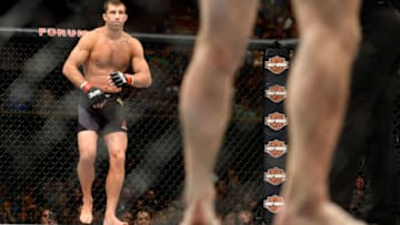 INGLEWOOD, CA - JUNE 04: Luke Rockhold prepares to fight Michael Bisping of England during the UFC 199 event at The Forum on June 4, 2016 in Inglewood, California. (Photo by Brandon Magnus/Zuffa LLC/Zuffa LLC via Getty Images)