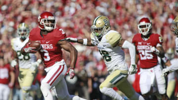 NORMAN, OK - NOVEMBER 12: Wide receiver Mykel Jones