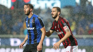 BERGAMO, ITALY - MAY 13: Bryan Cristante of Atalanta BC and Leonardo Bonucci of AC Milan look on during the serie A match between Atalanta BC and AC Milan at Stadio Atleti Azzurri d'Italia on May 13, 2018 in Bergamo, Italy. (Photo by Marco Luzzani/Getty Images)