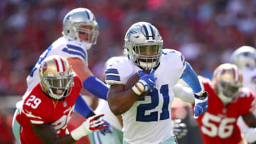 SANTA CLARA, CA - OCTOBER 22: Ezekiel Elliott #21 of the Dallas Cowboys in action against the San Francisco 49ers at Levi's Stadium on October 22, 2017 in Santa Clara, California. (Photo by Ezra Shaw/Getty Images)