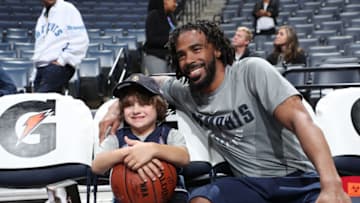 MEMPHIS, TN - APRIL 6: Mike Conley