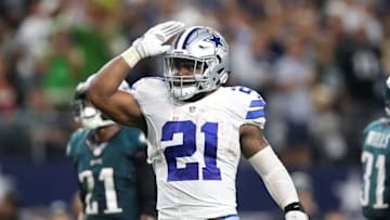 Oct 30, 2016; Arlington, TX, USA; Dallas Cowboys running back Ezekiel Elliott (21) celebrates a first down against the Philadelphia Eagles at AT&T Stadium. Mandatory Credit: Matthew Emmons-USA TODAY Sports