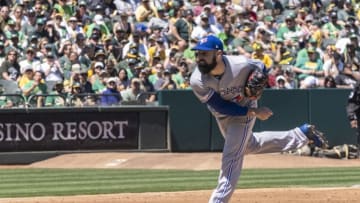 OAKLAND, CA - APRIL 20: Toronto Blue Jays starting pitcher Matt Shoemaker (34) delivers a pitch during the game between the Toronto Blue Jays and the Oakland Athletics on Saturday, April 20, 2019 at O.co Coliseum in Oakland, California. (Photo by Douglas Stringer/Icon Sportswire via Getty Images)