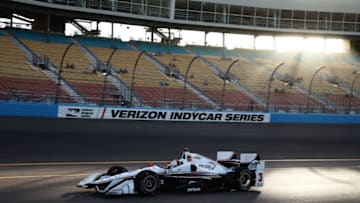 Helio Castroneves on track during qualifying for the Phoenix Grand Prix. Photo Credit: Chris Jones/Courtesy of IndyCar