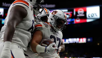 Could H-back Chandler Cox find himself back in the Wildcat in 2018? (Photo by Sean Gardner/Getty Images)