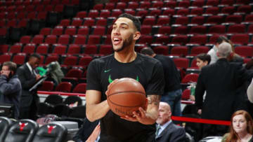CHICAGO, IL - MARCH 17: Denzel Valentine #45 of the Chicago Bulls warms up before the game against the Cleveland Cavaliers on March 17, 2018 at the United Center in Chicago, Illinois. NOTE TO USER: User expressly acknowledges and agrees that, by downloading and or using this Photograph, user is consenting to the terms and conditions of the Getty Images License Agreement. Mandatory Copyright Notice: Copyright 2018 NBAE (Photo by Jeff Haynes/NBAE via Getty Images)