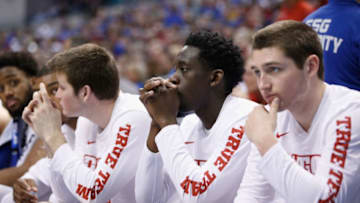 INDIANAPOLIS, IN - MARCH 17: The Dayton Flyers (Photo by Joe Robbins/Getty Images)