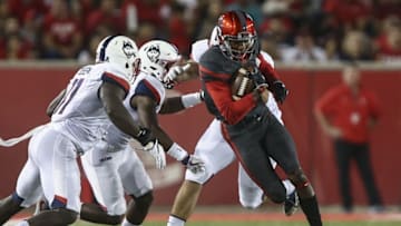 Sep 29, 2016; Houston, TX, USA; Houston Cougars wide receiver Isaiah Johnson (14) makes a reception during the third quarter against the Connecticut Huskies at TDECU Stadium. Mandatory Credit: Troy Taormina-USA TODAY Sports