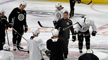 RALEIGH, NC - MAY 15: Boston Bruins head coach Bruce Cassidy instructs his players during a practice session in preparation for Game 4 of the NHL Stanley Cup Eastern Conference Finals at PNC Arena in Raleigh, NC on May 15, 2019. (Photo by Jim Davis/The Boston Globe via Getty Images)
