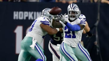 Ezekiel Elliott #21 of the Dallas Cowboys. (Photo by Bob Levey/Getty Images)