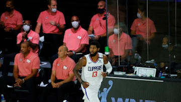 Paul George #13 of the LA Clippers runs down court against the New Orleans Pelicans (Photo by Kevin C. Cox/Getty Images)