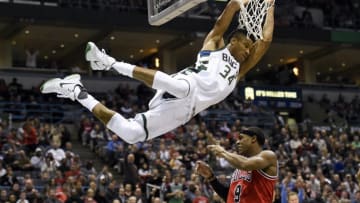 Milwaukee Bucks forward Giannis Antetokounmpo (34) is in today's DraftKings daily picks. Mandatory Credit: Benny Sieu-USA TODAY Sports