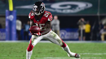 LOS ANGELES, CA - JANUARY 06: Running back Tevin Coleman