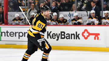 PITTSBURGH, PA - JANUARY 07: Phil Kessel. (Photo by Joe Sargent/NHLI via Getty Images)