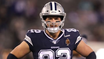 EAST RUTHERFORD, NEW JERSEY - NOVEMBER 04: Tight end Jason Witten #82 of the Dallas Cowboys warms up before the game against the New York Giants at MetLife Stadium on November 04, 2019 in East Rutherford, New Jersey. (Photo by Elsa/Getty Images)