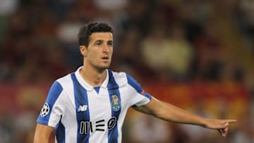 ROME, ITALY - AUGUST 23: Ivan Marcano of FC Porto in action during the UEFA Champions League qualifying playoff round second leg match between AS Roma and FC Porto at Stadio Olimpico on August 23, 2016 in Rome, Italy. (Photo by Paolo Bruno/Getty Images)