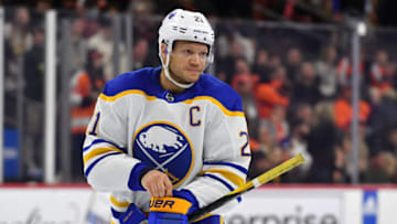 Apr 1, 2023; Philadelphia, Pennsylvania, USA; Buffalo Sabres right wing Kyle Okposo (21) against the Philadelphia Flyers at Wells Fargo Center. Mandatory Credit: Eric Hartline-USA TODAY Sports