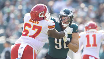 PHILADELPHIA, PA - OCTOBER 03: Ryan Kerrigan #90 of the Philadelphia Eagles rushes the passer against Lucas Niang #67 of the Kansas City Chiefs at Lincoln Financial Field on October 3, 2021 in Philadelphia, Pennsylvania. (Photo by Mitchell Leff/Getty Images)