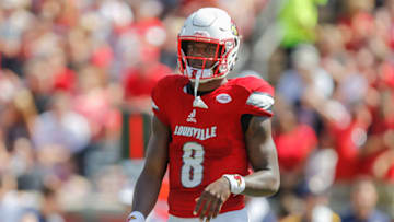 LOUISVILLE, KY - SEPTEMBER 23: Lamar Jackson #8 of the Louisville Cardinals looks on against the Kent State Golden Flashes at Papa John's Cardinal Stadium on September 23, 2017 in Louisville, Kentucky. (Photo by Michael Reaves/Getty Images)