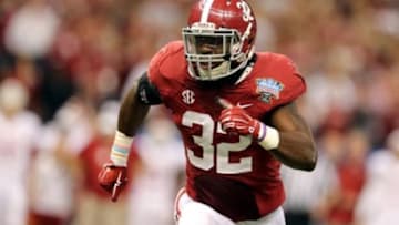 Jan 2, 2014; New Orleans, LA, USA; Alabama Crimson Tide linebacker C.J. Mosley (32) runs toward Oklahoma Sooners ball carrier during the second half of the Sugar Bowl at the Mercedes-Benz Superdome. Mandatory Credit: Chuck Cook-USA TODAY Sports