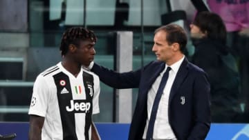 TURIN,ITALY - OCTOBER 2: Juventus head coach Massimiliano Allegri gives instruction to Moise Kean during the Group H match of the UEFA Champions League between Juventus and BSC Young Boys at Juventus Stadium on October 2, 2018 in Turin, Italy. (Photo by Etsuo Hara/Getty Images)