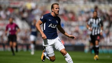 NEWCASTLE UPON TYNE, ENGLAND - AUGUST 13: Tottenham player Harry Kane in action during the Premier League match between Newcastle United and Tottenham Hotspur at St. James Park on August 13, 2017 in Newcastle upon Tyne, England. (Photo by Stu Forster/Getty Images)