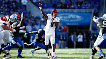 LEXINGTON, KY - NOVEMBER 25: Lamar Jackson (Photo by Andy Lyons/Getty Images)