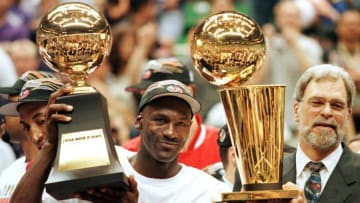 (FILES) Michael Jordan's competitiveness is admired by Alvin Gentry of the New Orleans Pelicans (Photo by JEFF HAYNES / AFP) (Photo by JEFF HAYNES/AFP via Getty Images)