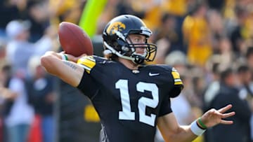 Ricky Stanzi, Iowa Hawkeyes. (Photo by David Purdy/Getty Images)
