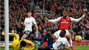 LONDON, ENGLAND - NOVEMBER 18: Alexandre Lacazette of Arsenal misses a chance during the Premier League match between Arsenal and Tottenham Hotspur at Emirates Stadium on November 18, 2017 in London, England. (Photo by Shaun Botterill/Getty Images)
