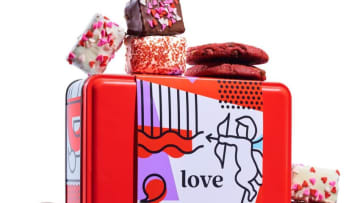 Discover David's Cookies Happy Valentine's Day cookie and brownie tin. Photo: David's Cookies