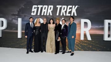 LONDON, ENGLAND - JANUARY 15: Harry Treadaway, Jeri Ryan, Sir Patrick Stewart, Isa Briones, Michelle Hurd, Jonathan Del Arco and Evan Evagora attend the "Star Trek Picard" UK Premiere at Odeon Luxe Leicester Square on January 15, 2020 in London, England. (Photo by Eamonn M. McCormack/Getty Images)