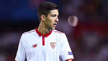 SEVILLE, SPAIN - SEPTEMBER 27: Luciano Vietto of Sevilla FC looks on during the UEFA Champions League Group H match between Sevilla FC and Olympique Lyonnais at the Ramon Sanchez-Pizjuan stadium on September 27, 2016 in Seville, Spain . (Photo by David Ramos/Getty Images)