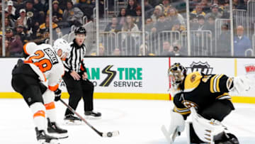 BOSTON, MA - NOVEMBER 10: Philadelphia Flyers center Claude Giroux (28) breaks in on Boston Bruins goalie Jaroslav Halak (41) during a game between Boston Bruins and the Philadelphia Flyers on November 10, 2019, at TD Garden in Boston, Massachusetts. (Photo by Fred Kfoury III/Icon Sportswire via Getty Images)