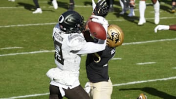 It'd be "surprising" to see a Colorado football true freshman win a starting cornerback spot alongside star transfer Travis Hunter Mandatory Credit: Ron Chenoy-USA TODAY Sports
