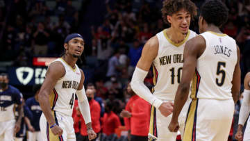 New Orleans Pelicans forward Herbert Jones (5) and center Jaxson Hayes (10) react to a play against Cleveland Cavaliers Credit: Stephen Lew-USA TODAY Sports
