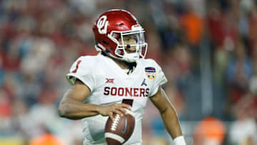 MIAMI, FL - DECEMBER 29: Kyler Murray #1 of the Oklahoma Sooners carries the ball in the third quarter during the College Football Playoff Semifinal against the Alabama Crimson Tide at the Capital One Orange Bowl at Hard Rock Stadium on December 29, 2018 in Miami, Florida. (Photo by Michael Reaves/Getty Images)