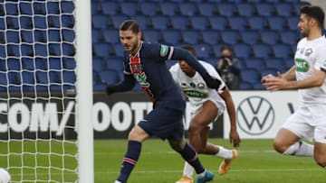 PARIS, FRANCE - MARCH 17: Mauro Icardi of Paris Saint-Germain scores a goal during the French cup match between Paris Saint-Germain and Lille OSC at Parc des Princes on March 17, 2021 in Paris, France. (Photo by Xavier Laine/Getty Images)