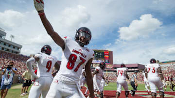 TALLAHASSEE, FL - OCTOBER 21: Wide receiver Dez Fitzpatrick #87 of the Louisville Cardinals celebrates after scoring a touchdown during their game against the Florida State Seminoles at Doak Campbell Stadium on October 21, 2017 in Tallahassee, Florida. (Photo by Michael Chang/Getty Images)