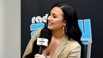 MIAMI, FLORIDA - JANUARY 30: Andy Cohen sits down with Demi Lovato on SiriusXM's Radio Andy on January 30, 2020 in Miami, Florida. (Photo by Kevin Mazur/Getty Images for SiriusXM)