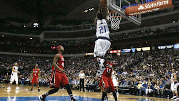 Nov 7, 2015; Dallas, TX, USA; Dallas Mavericks forward Jeremy Evans (21) dunks the ball in the first half against the New Orleans Pelicans at American Airlines Center. Dallas on 107-98. Mandatory Credit: Tim Heitman-USA TODAY Sports