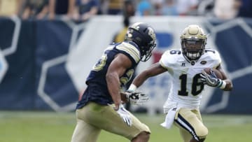 ATLANTA, GA - SEPTEMBER 23: Quarterback TaQuon Marshall