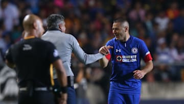 MORELIA, MEXICO - NOVEMBER 23: Pablo Aguilar #02 of Cruz Azul celebrates the second goal of his team during a match between Morelia and Cruz Azul as part of Torneo Apertura 2018 Liga MX at Morelos Stadium on November 23, 2018 in Morelia, Mexico. (Photo by Refugio Ruiz/Getty Images)