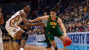 HARTFORD, CT - MARCH 21: Vermont Catamounts guard Robin Duncan (4) drives to the basket during the first half of the NCAA Division I Men's Championship first round college basketball game between the Florida State Seminoles and the Vermont Catamounts on March 21, 2019 at XL Center in Hartford, CT. (Photo by John Jones/Icon Sportswire via Getty Images)