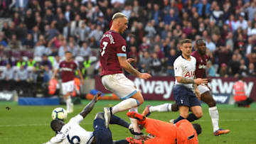 LONDON, ENGLAND - OCTOBER 20: Hugo Lloris of Tottenham Hotspur saves from Marko Arnautovic of West Ham United during the Premier League match between West Ham United and Tottenham Hotspur at London Stadium on October 20, 2018 in London, United Kingdom. (Photo by Mike Hewitt/Getty Images)