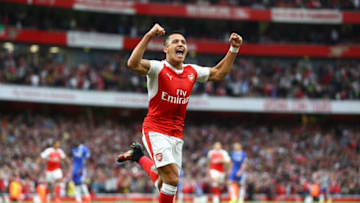 LONDON, ENGLAND - SEPTEMBER 24: Alexis Sanchez of Arsenal celebrates scoring his sides first goal during the Premier League match between Arsenal and Chelsea at the Emirates Stadium on September 24, 2016 in London, England. (Photo by Paul Gilham/Getty Images)