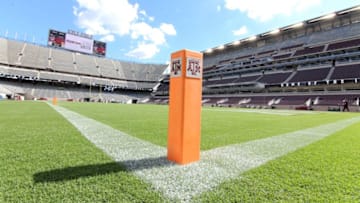 Mandatory Credit: Erik Williams-USA TODAY Sports