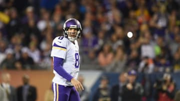CHICAGO, IL - OCTOBER 31: Sam Bradford #8 of the Minnesota Vikings reacts during the first half against the Chicago Bears at Soldier Field on October 31, 2016 in Chicago, Illinois. (Photo by Stacy Revere/Getty Images)